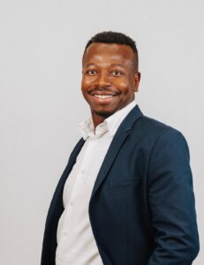 Herzlich Willkommen im Team- Innocent Meudt